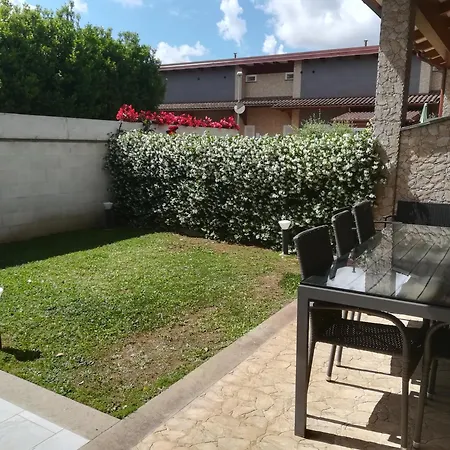 Alloggio Turistico Castel Di Leva Bed & Breakfast *